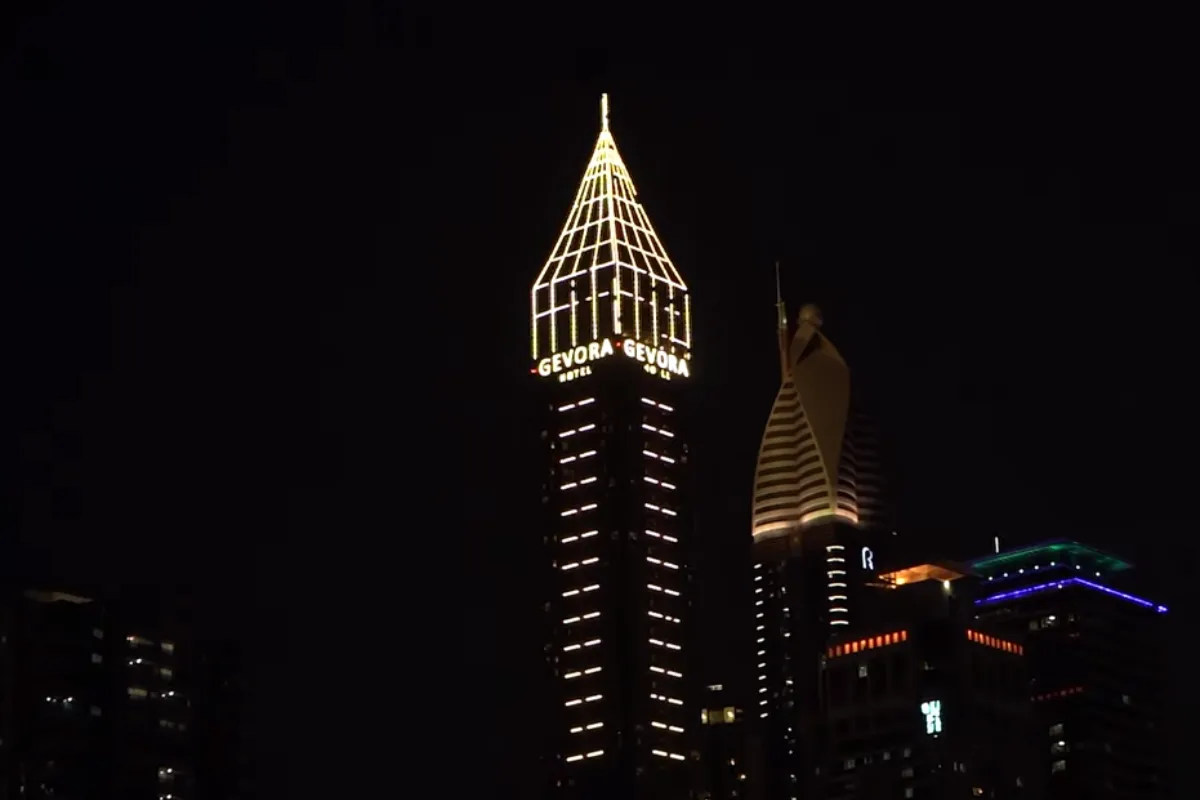 Dubai Tallest hotel