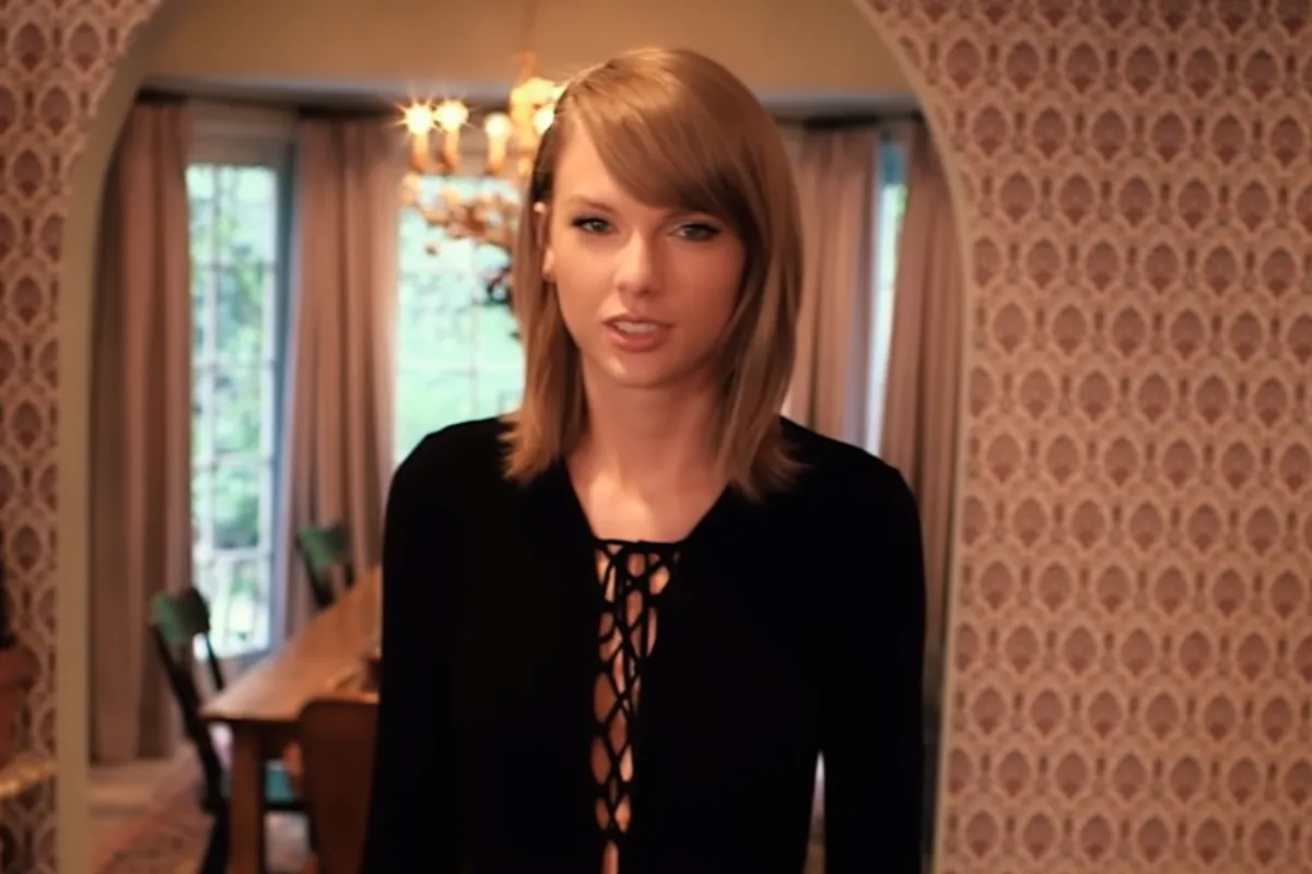 Who Is The Tallest Female Singer In The World Today?