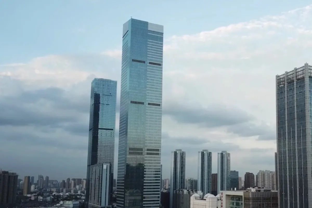 7th tallest building in the world