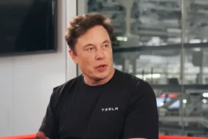 How Tall Is Elon Musk? Know His Family and Businesses