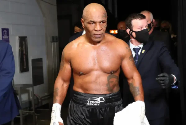 how tall is mike tyson