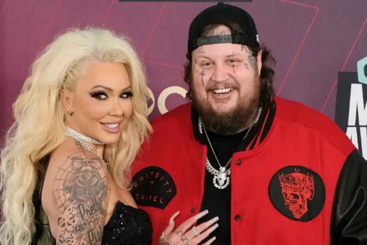How Tall Is Jelly Roll? Bio, Family & Net Worth